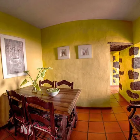 Casa di campagna Geranios Rojos *